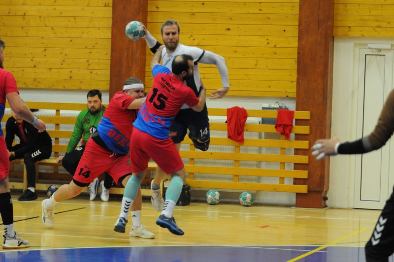 1. liga mužů: KH BEECH Vsetín - Tatran Litovel 30:25 (17:11)