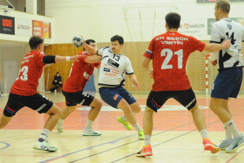 Házená - 1. liga mužů: KH Vsetín - Tatran Litovel 38:33 (20:17)