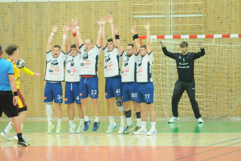 49x  Muži: Tatran Litovel - Dukla Praha B