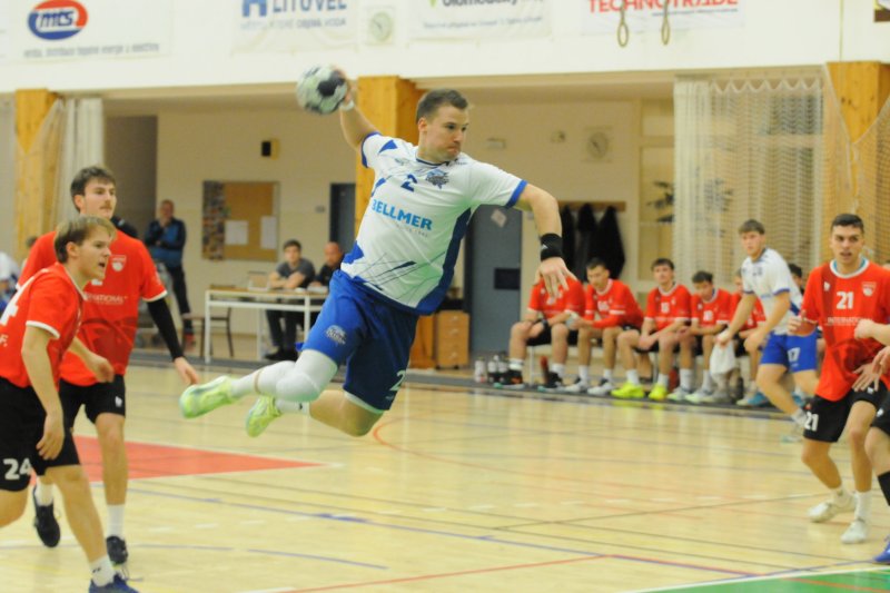 Mladší dorost i junioři prohráli