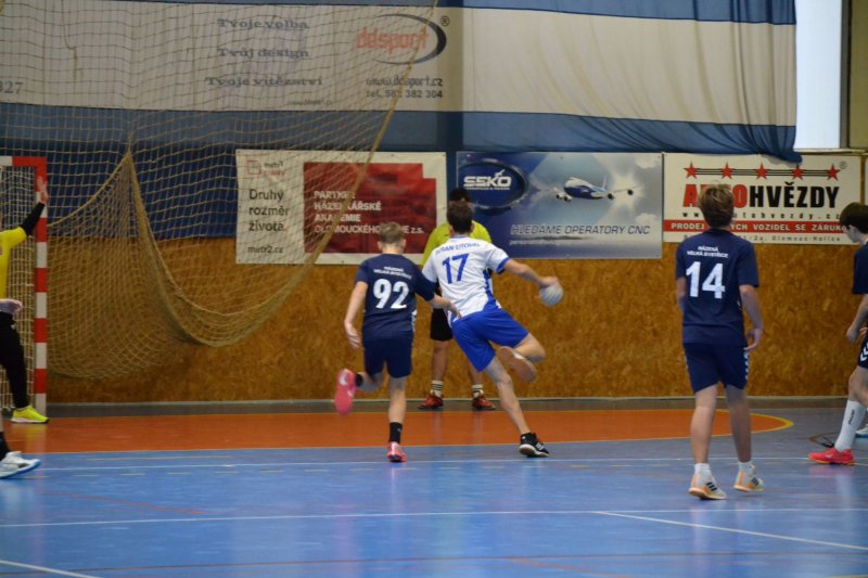 43x  Starší žáci: Házená Velká Bystřice + TJ Cement Hranice