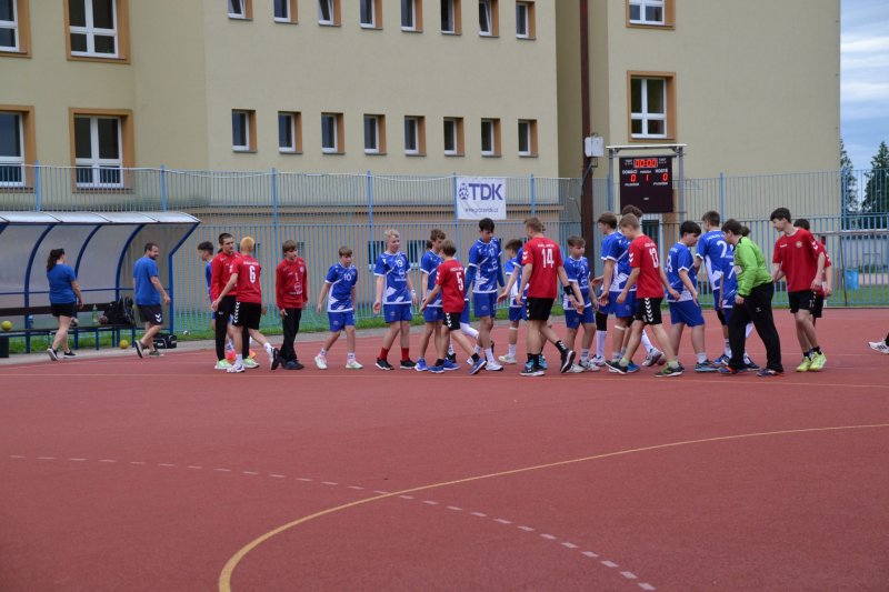 41x  Starší žáci: Házená Uničov - Tatran Litovel