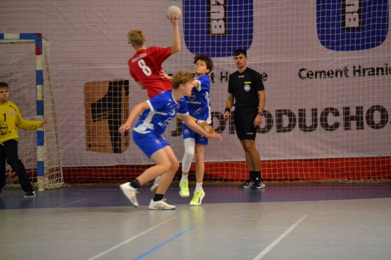 45x  Starší žáci: Házená Uničov/SK Aktiv Olomouc + TJ Cement Hranice
