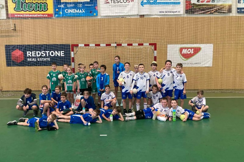 Jak hráli mladší žáci a miniházená