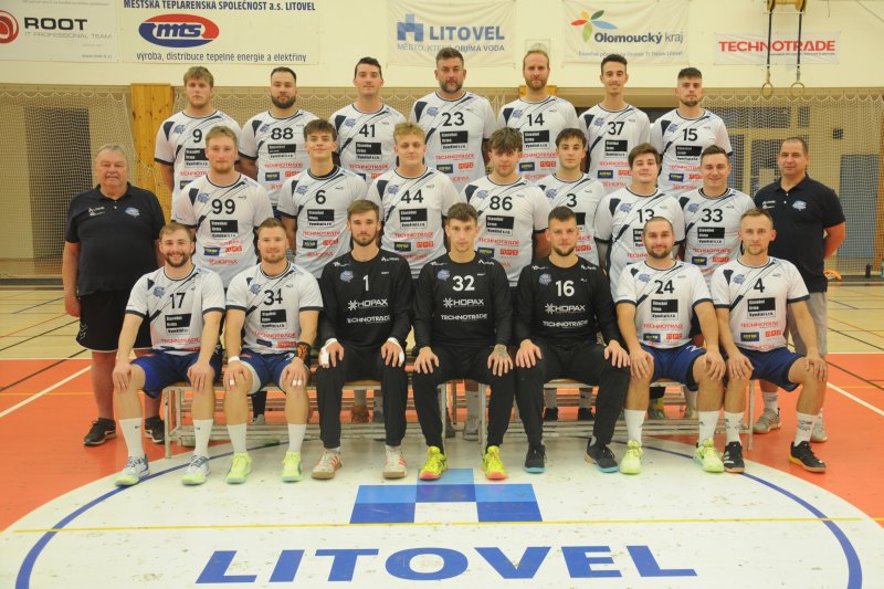 Házená - 1. liga mužů: HBC Jičín B - Tatran Litovel 35:27 (17:15)